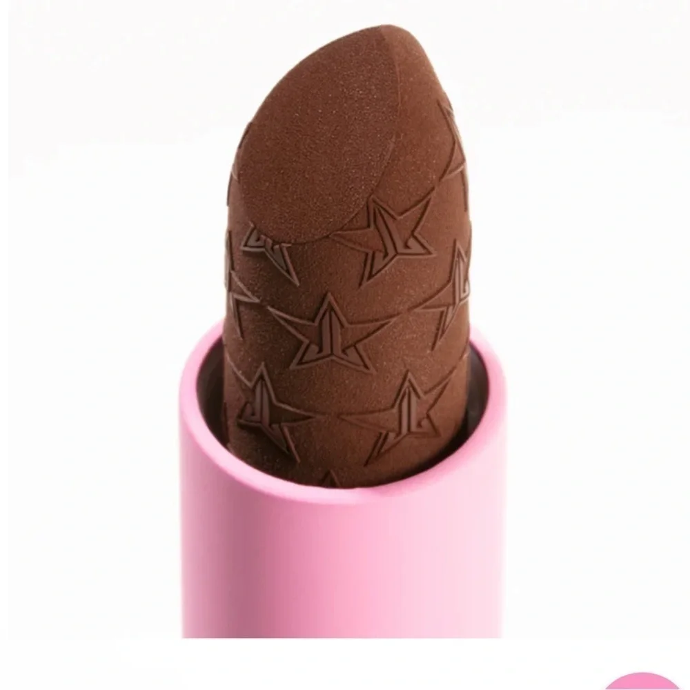 Jeffree Star Velvet Trap Lipstick in color Dominatrix, new!